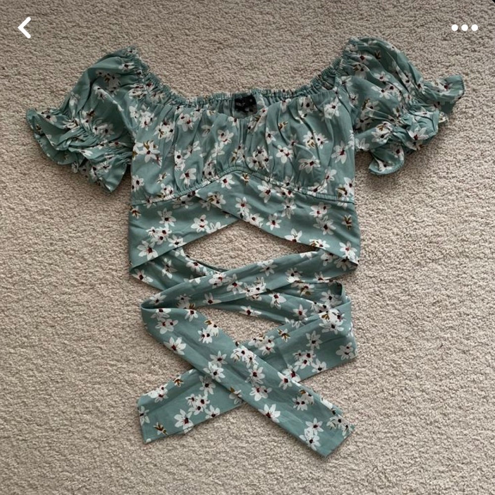 Sundae Muse Felicia Floral Wrap Top